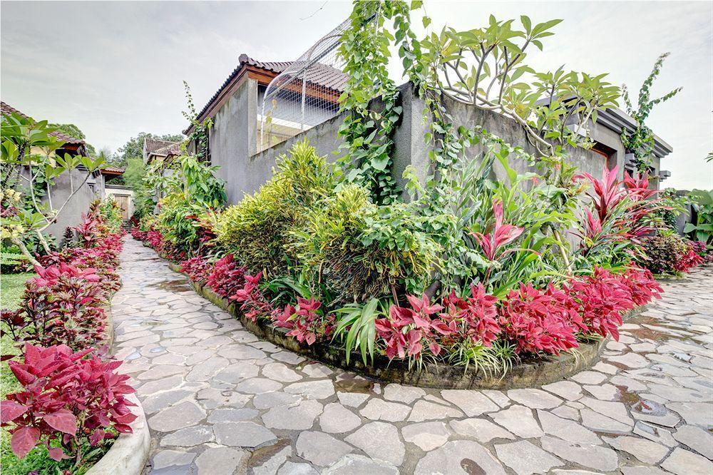 Ladera Villa Ubud Exterior photo